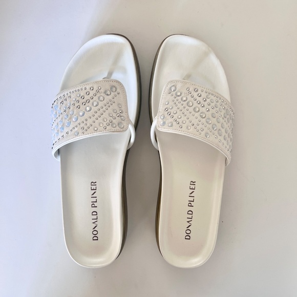 NIB Donal Pliner Fifi Bone Embellished Canvas Platform Wedge Sandals 8.5 - Picture 4 of 11